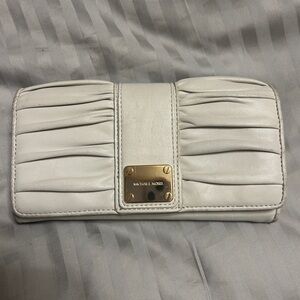 Micheal Kors Wallet